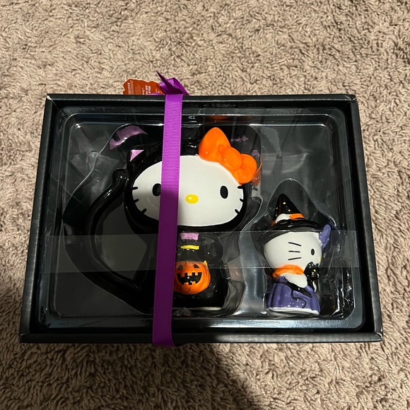 Hello Kitty Other - Hello Kitty Halloween Mug Set - Black and Orange